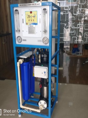 COMMERCIAL GRADE REVERSE OSMOSIS PLANT 2000LP